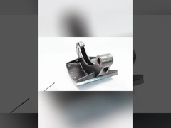 1104545 Autoveicoli a motore a tamburo e freni posteriori